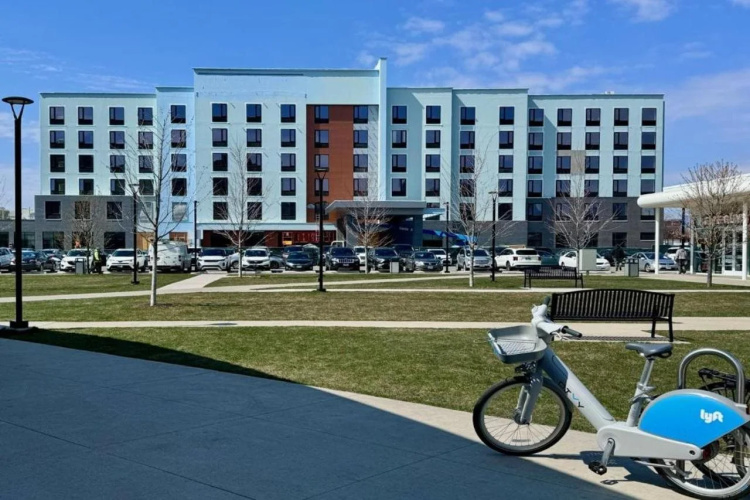 Hampton Inn Suites Chicago Medical District Uic photo 22