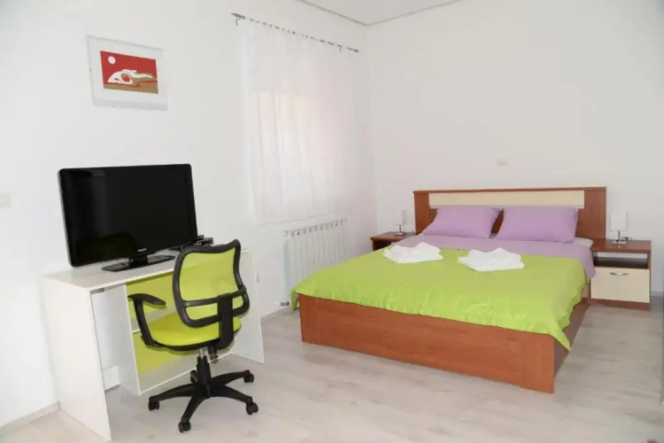 San Lorenzo Apartments