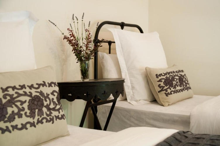 3 Bedrooms Cottage