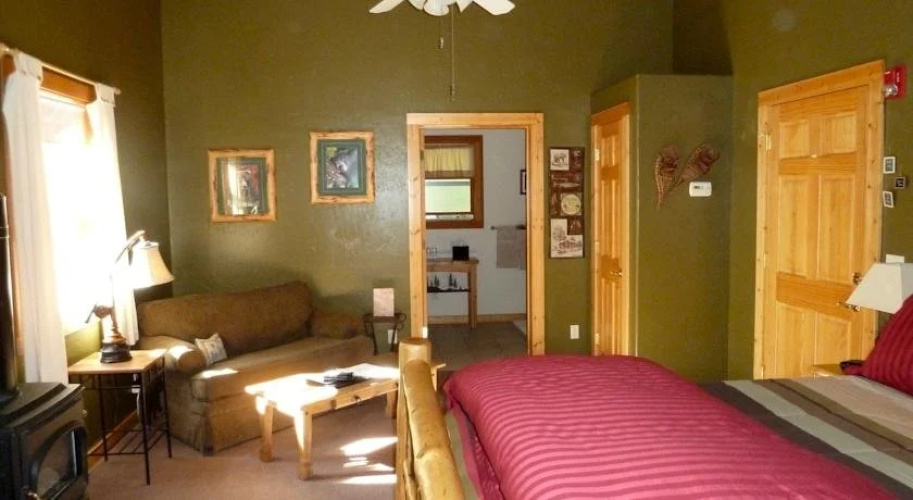 Black Bear Inn