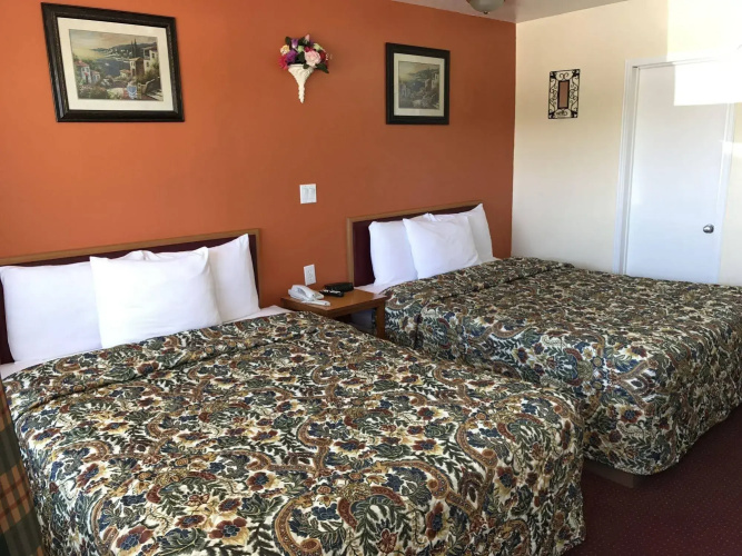 River Mist INN