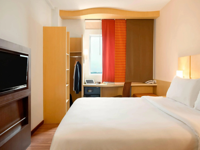 Ibis Bandung Pasteur