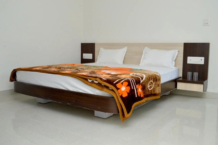 Hotel Shree Vallabh
