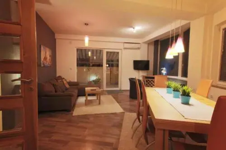 Apartments Elena