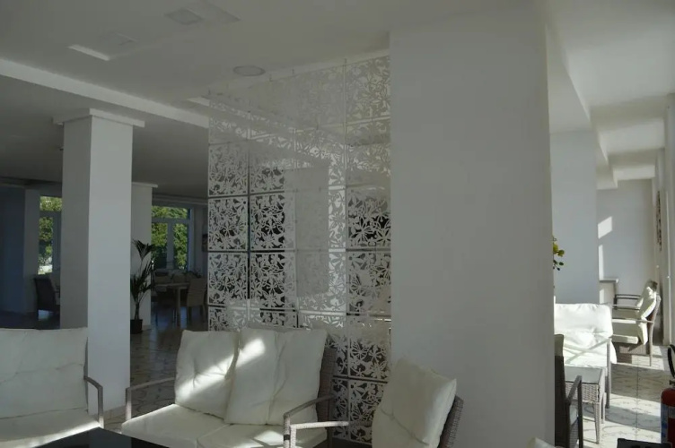 Klaton Beach Hotel
