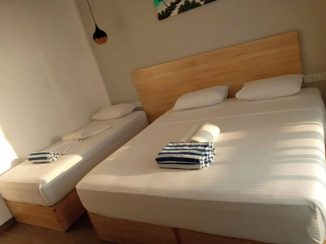 Deluxe Triple room with balcony and with city view