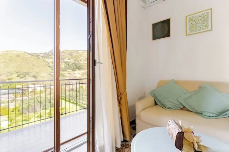 1 Bedroom Standard Triple room with balcony