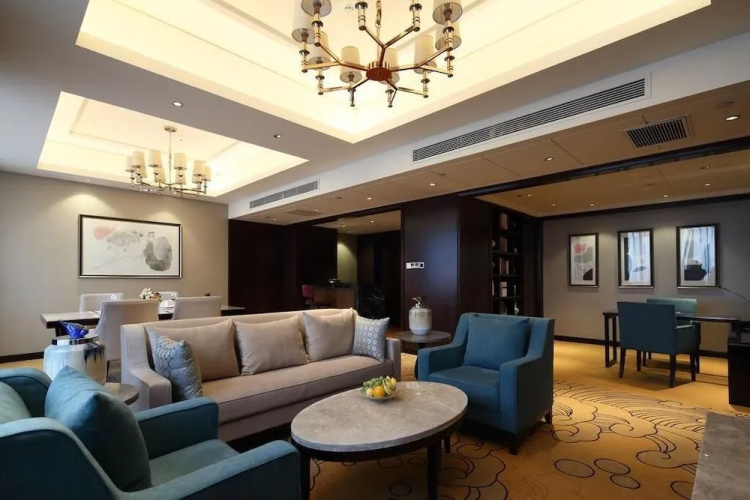 Jinan Luxury Blue Horizon Hotel