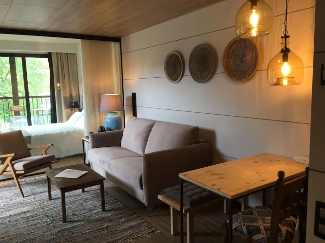 2 Bedrooms Family Apartment
