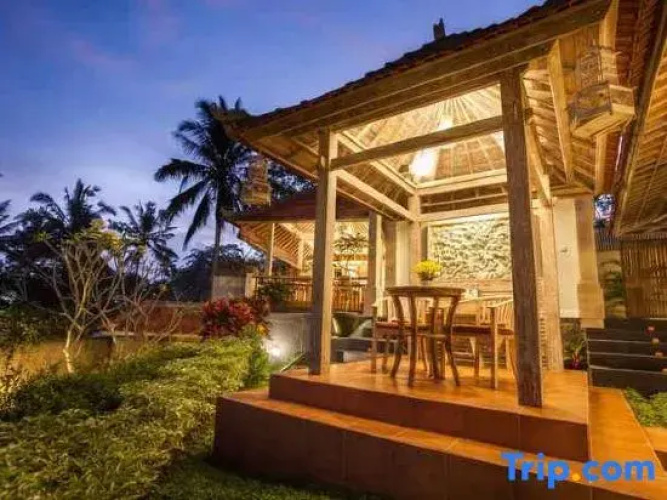 Tri Dewi Residence by GenuineHost