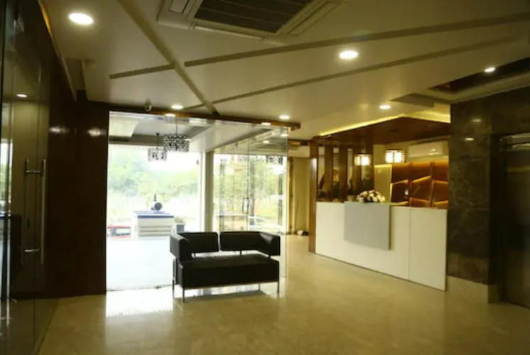 Awadh Inn