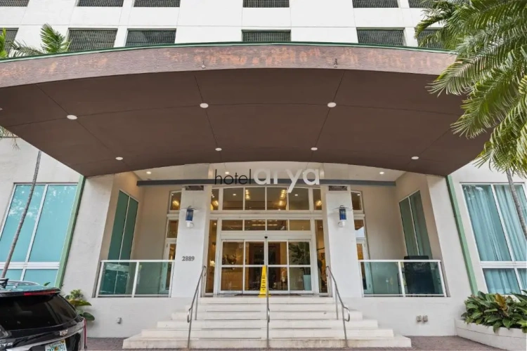 Private Residences at Sonesta by SoFLA Vacations