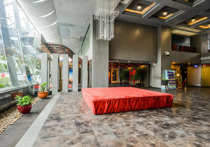Henry Business Hotel