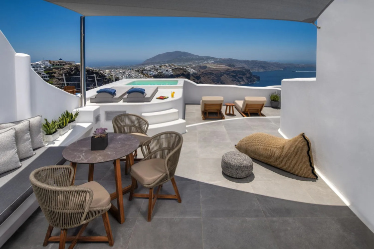 Eteoro Suites