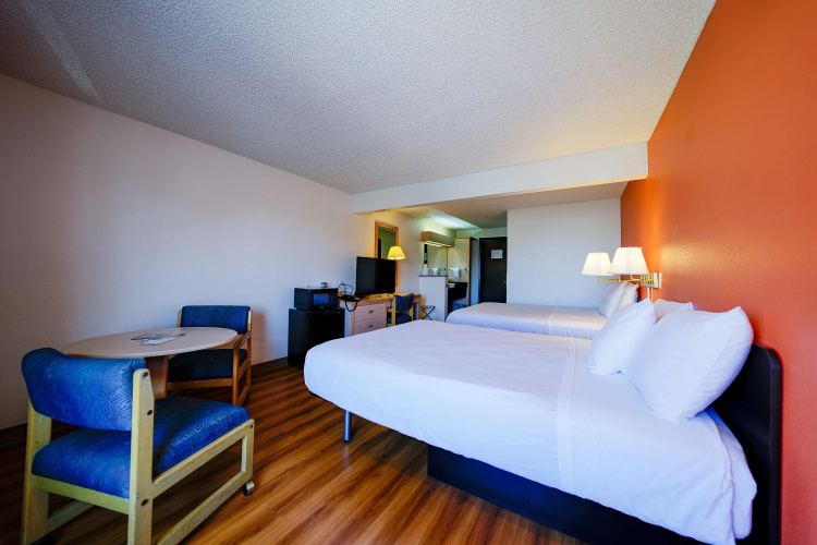Hermiston Inn & Suites