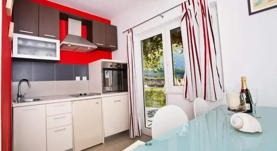 Apartments Zambarlin