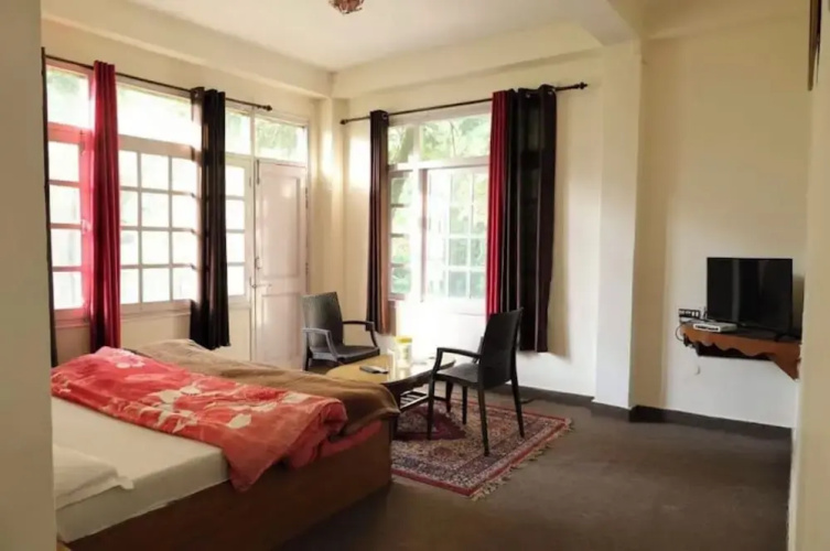 Hotel paradise hills