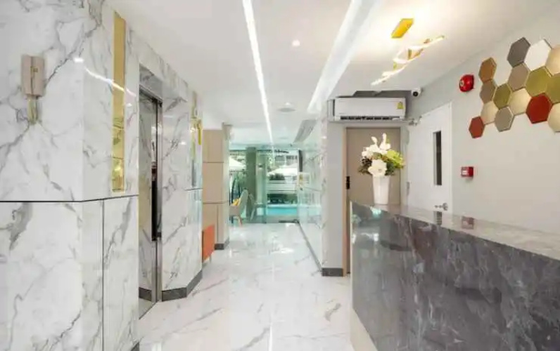 The Riski Hotel & Residence