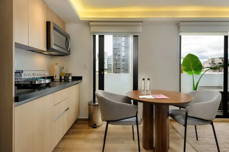 w Lovely Loft w/ Modern Balcony in Colima