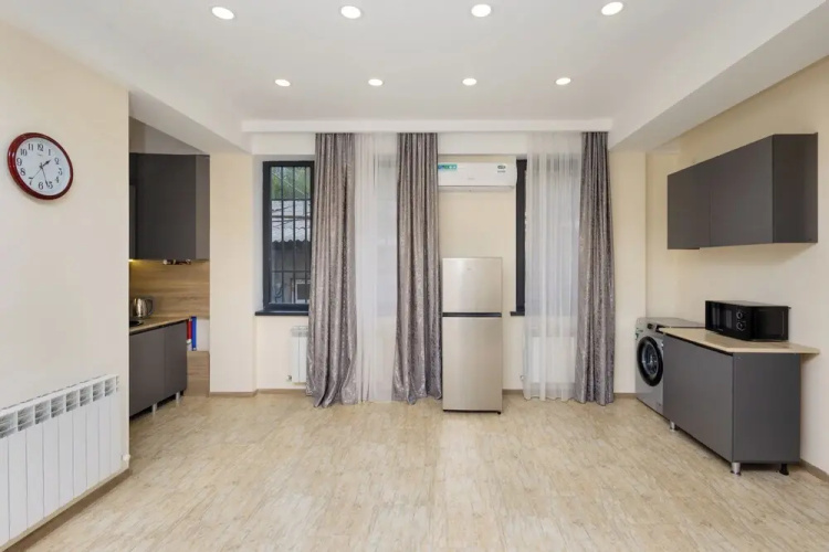 Apartment by Luxe Group XO222