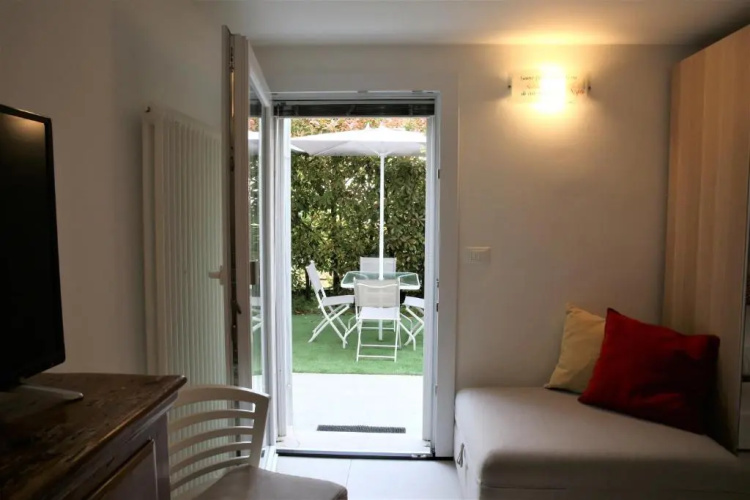 Sweet Studio IN GIARDINO