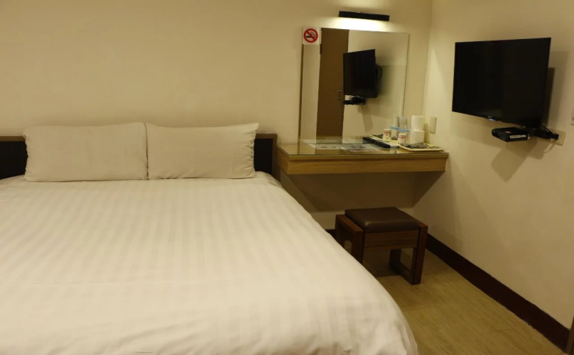 D.Y. Hotel