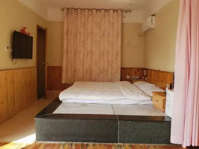 Bailu Hotspring Hotel