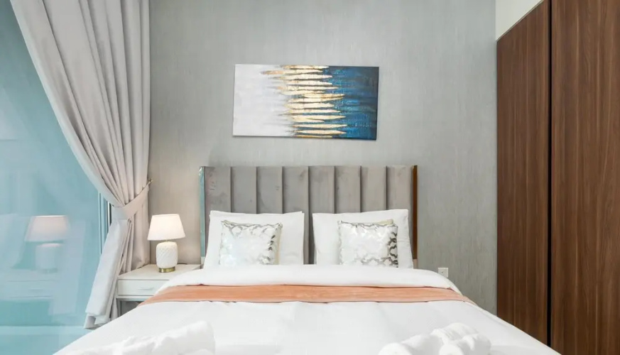Stunning 1BR Apt in Business Bay