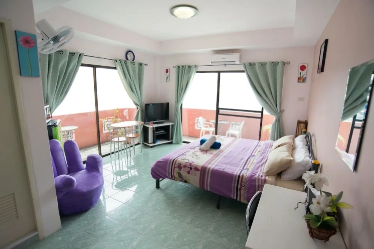 Deluxe Single room with balcony