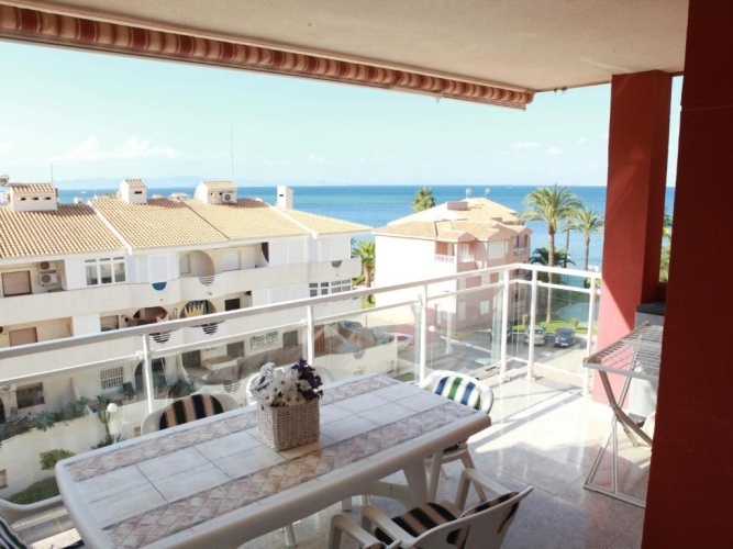 3 Bedrooms Apartment