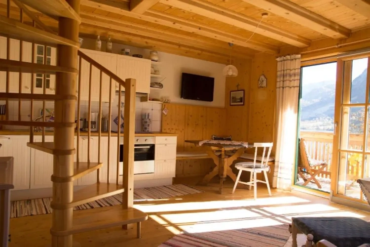 Apartment with balcony and with lake view