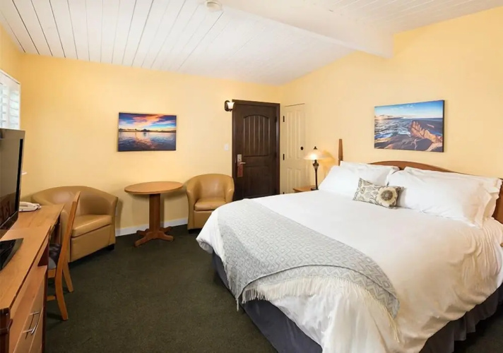 Crown City Inn