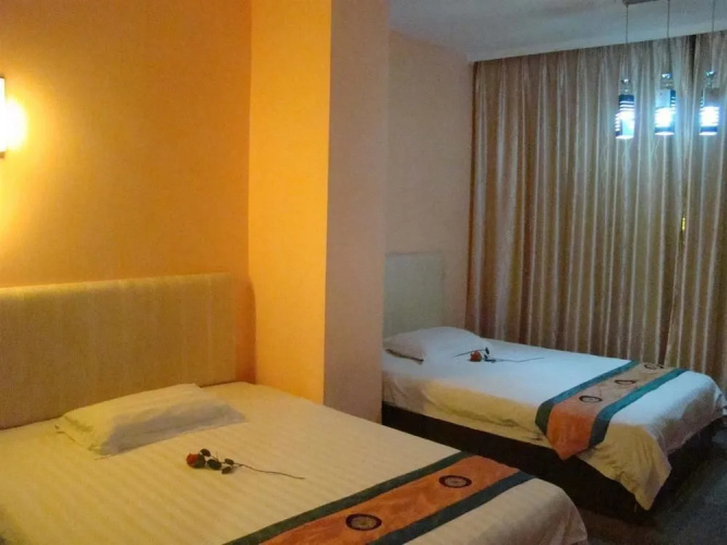 Huayuan Hotel