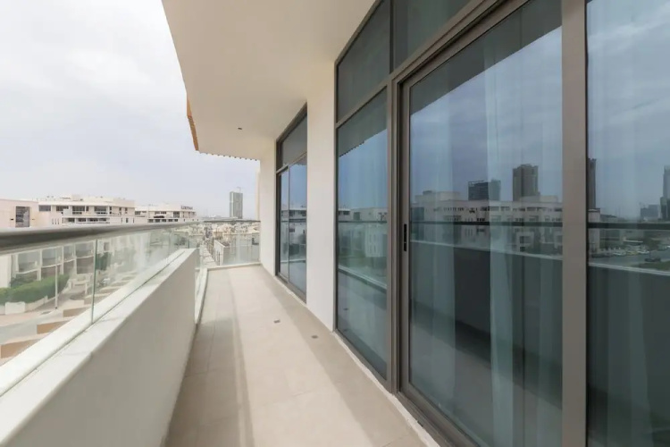 Splendid 1BR in Living Garden