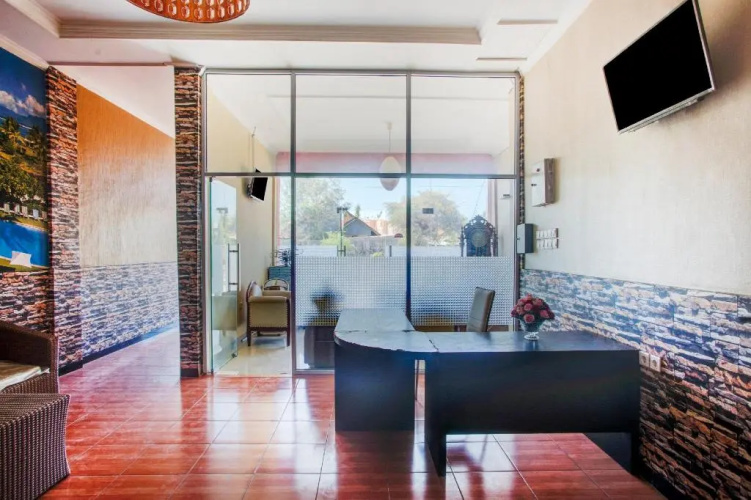 OYO 2965 Silvia Homestay