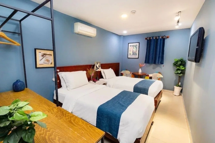 Standard Quadruple Family room with city view