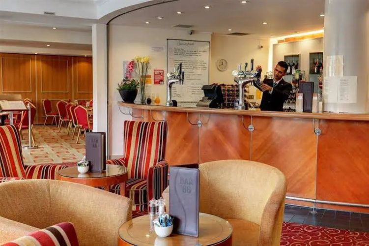 Best Western Welwyn Garden City Homestead Court Hotel photo 16