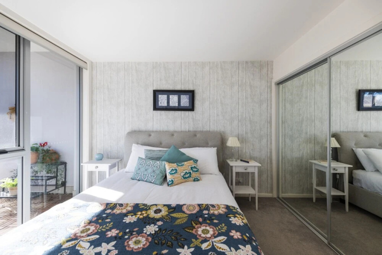 Accommodate Canberra - Envy