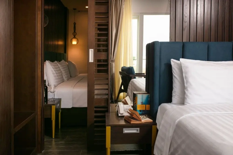 Deluxe Family Suite