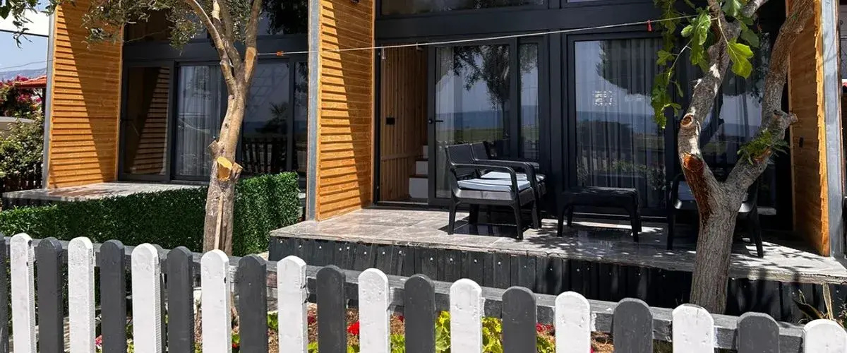 Mavi Bungalov