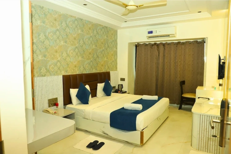 Luxury room