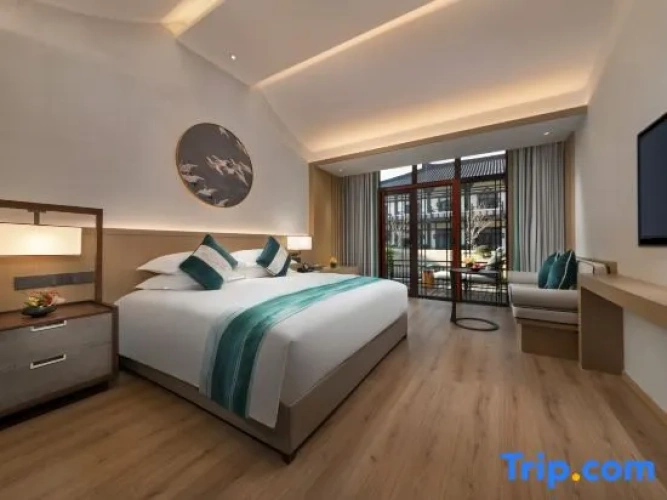 Standard Double room with courtyard view