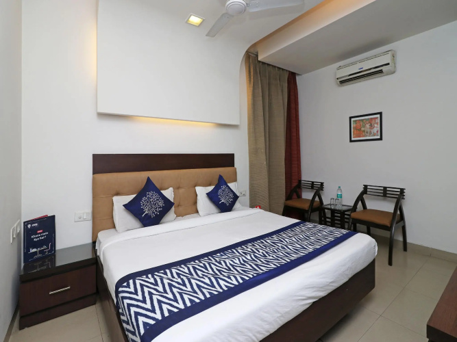 FabHotel Pine Tree
