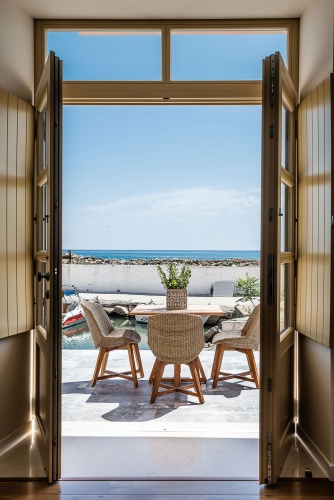 1 Bedroom Luxury Double Apartment seafront