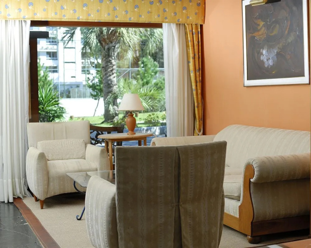 Oasis Parque Hotel