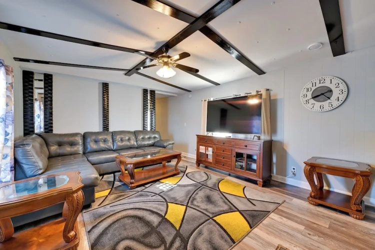 2 Bedrooms Cottage