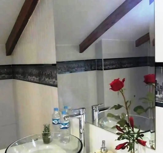 Comfort Double Basement room