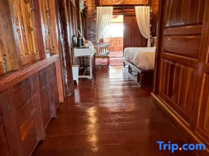 Double Suite with pool view