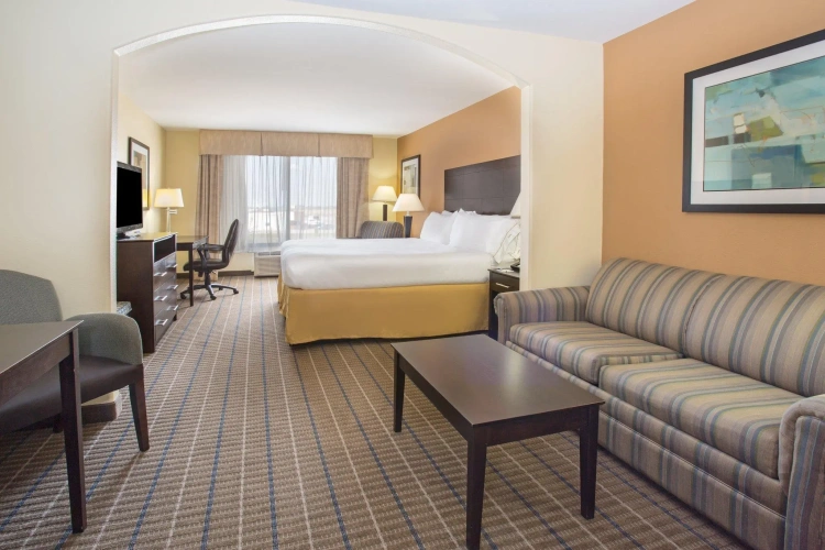 Quadruple Suite