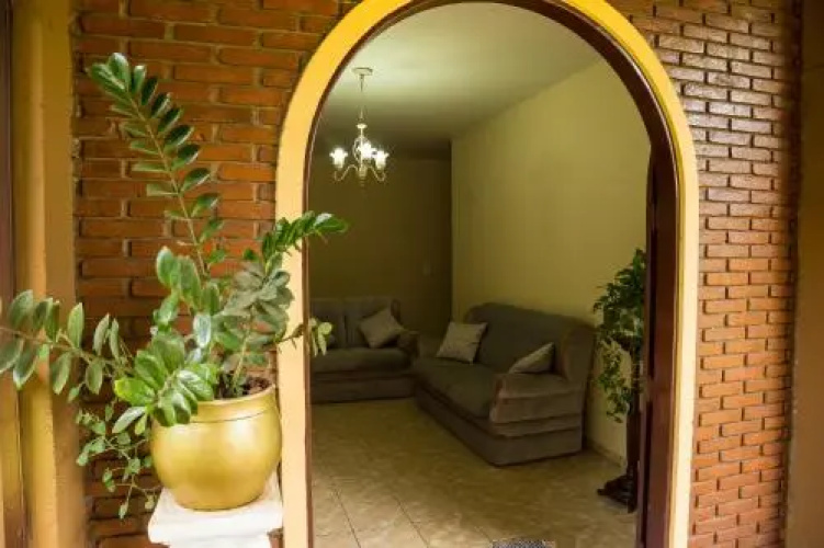 Hostel SLG